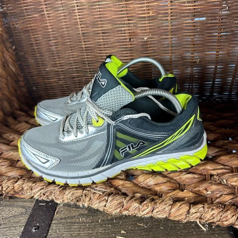 Fila‎ Women's Multicolor Running & Jogging Shoes Size 9.5